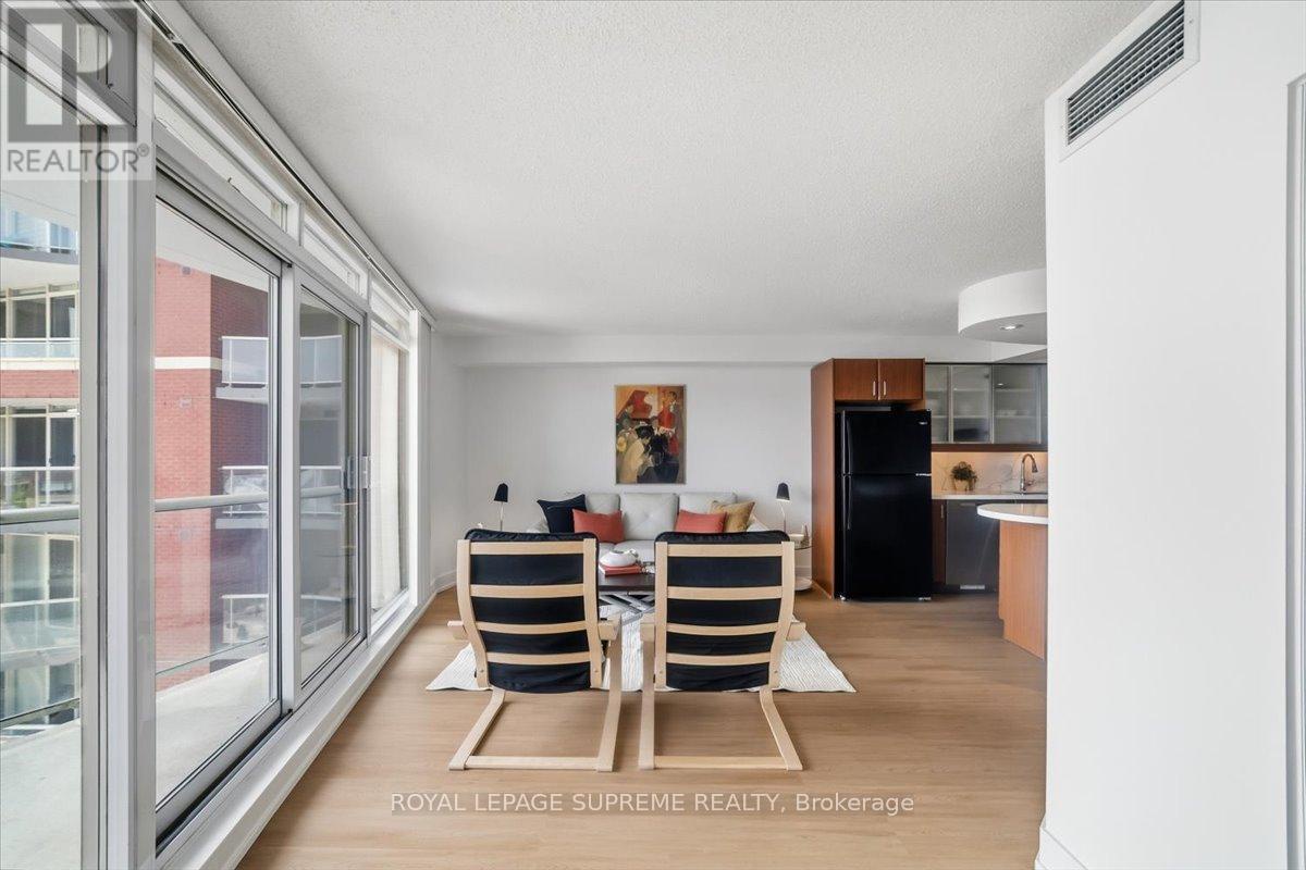 512 - 550 Queens Quay W, Toronto (waterfront Communities), Ontario