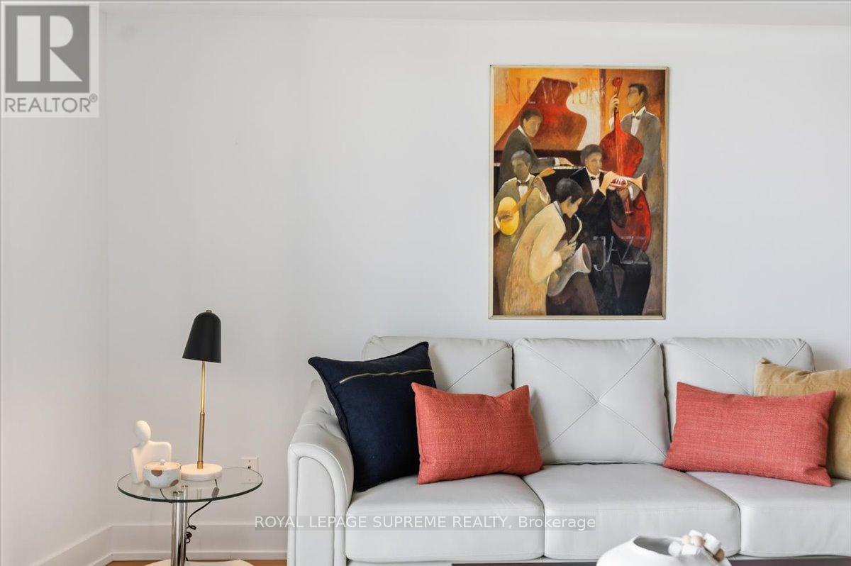 512 - 550 Queens Quay W, Toronto (waterfront Communities), Ontario