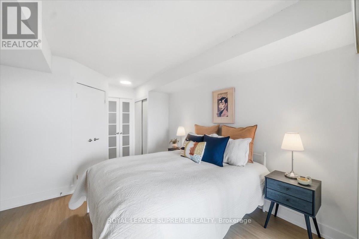 512 - 550 Queens Quay W, Toronto (waterfront Communities), Ontario