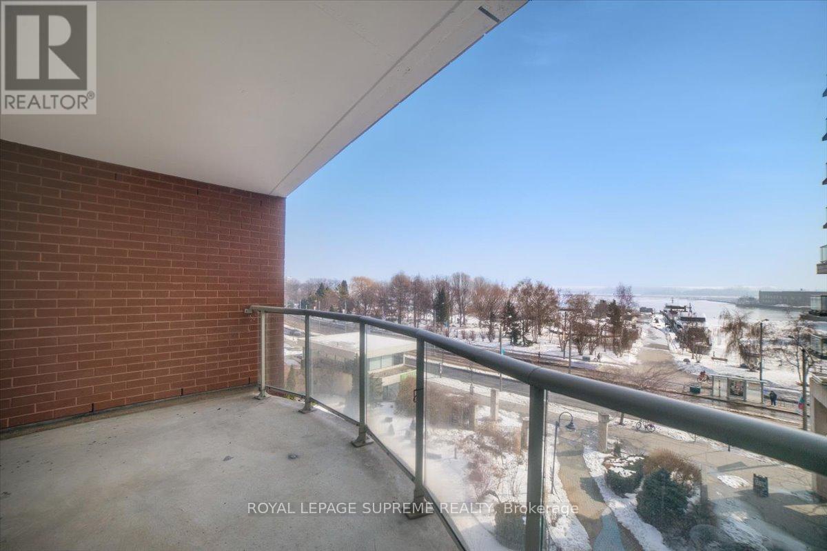 512 - 550 Queens Quay W, Toronto (waterfront Communities), Ontario