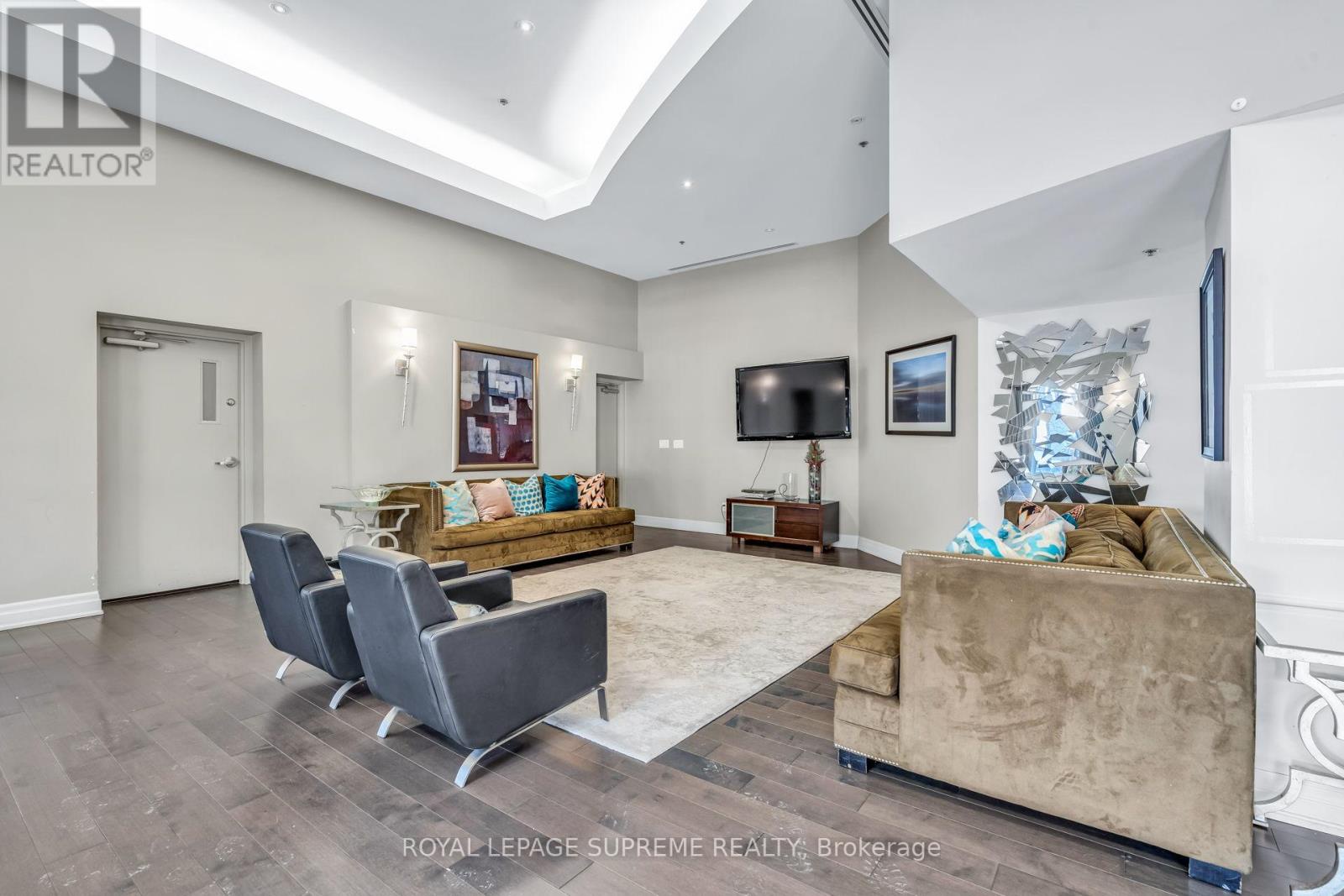 512 - 550 Queens Quay W, Toronto (waterfront Communities), Ontario