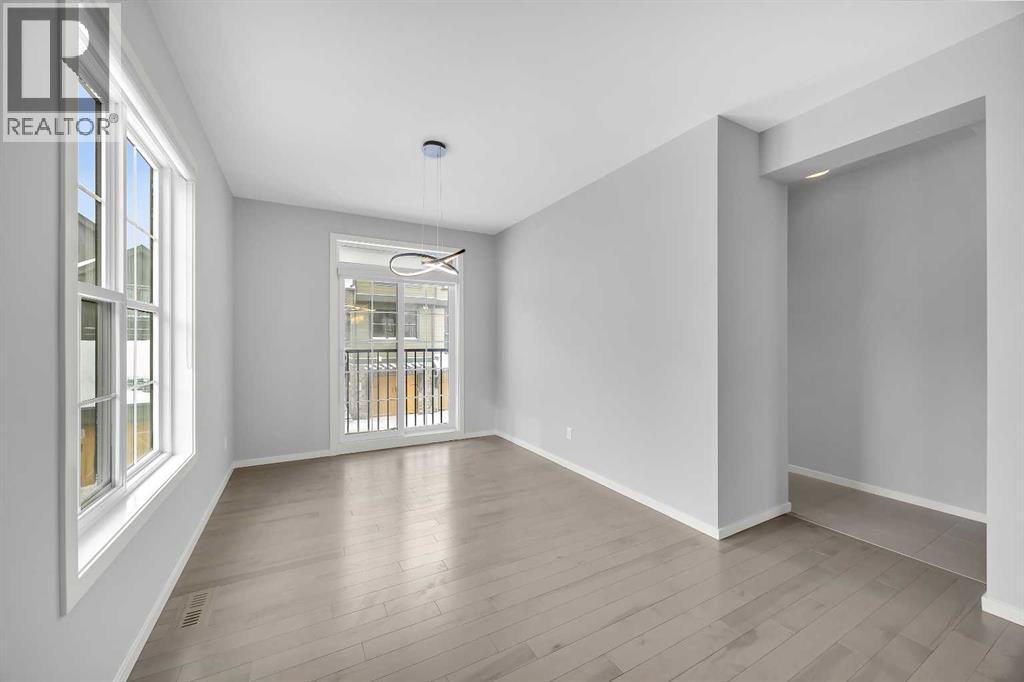 455 Ascot Circle Sw, Calgary, Alberta