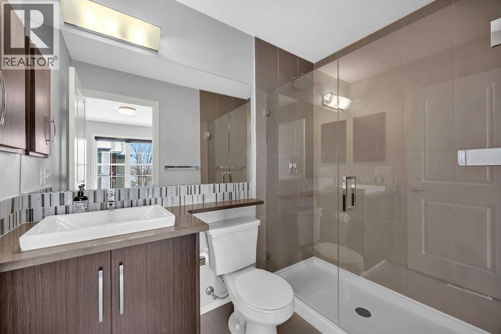 455 Ascot Circle Sw, Calgary, Alberta