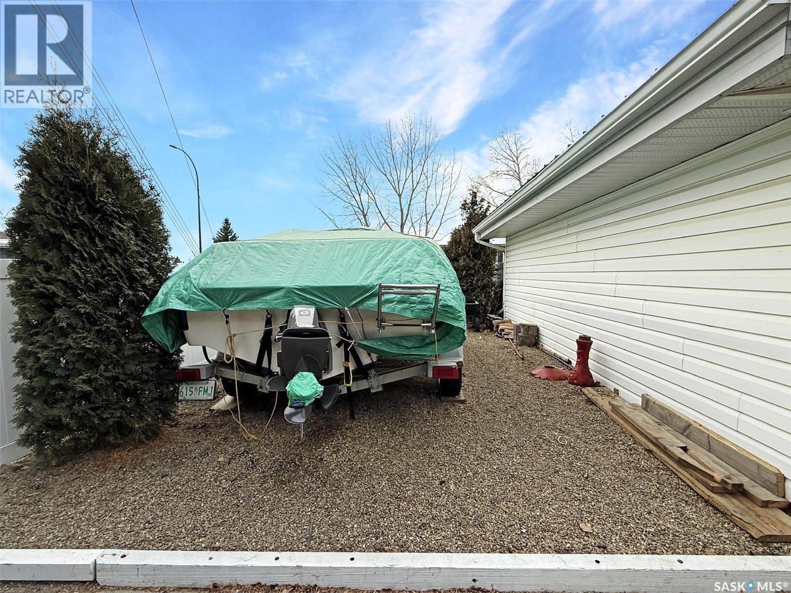 1102 Golden Place, Swift Current, Saskatchewan