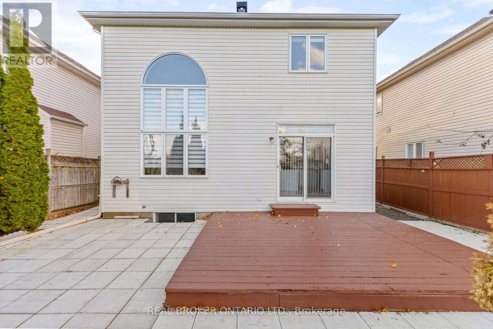 2014 Jasper Avenue, Ottawa, Ontario