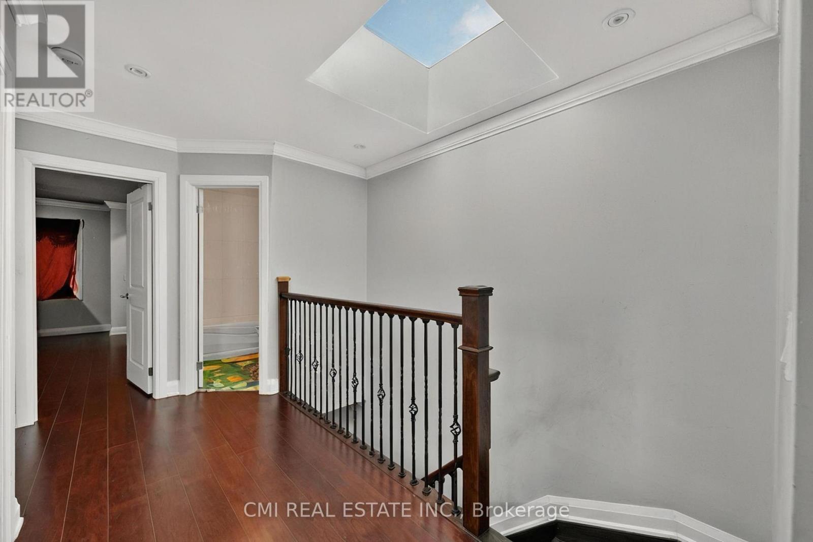 22 Jeavons Avenue, Toronto (clairlea-birchmount), Ontario