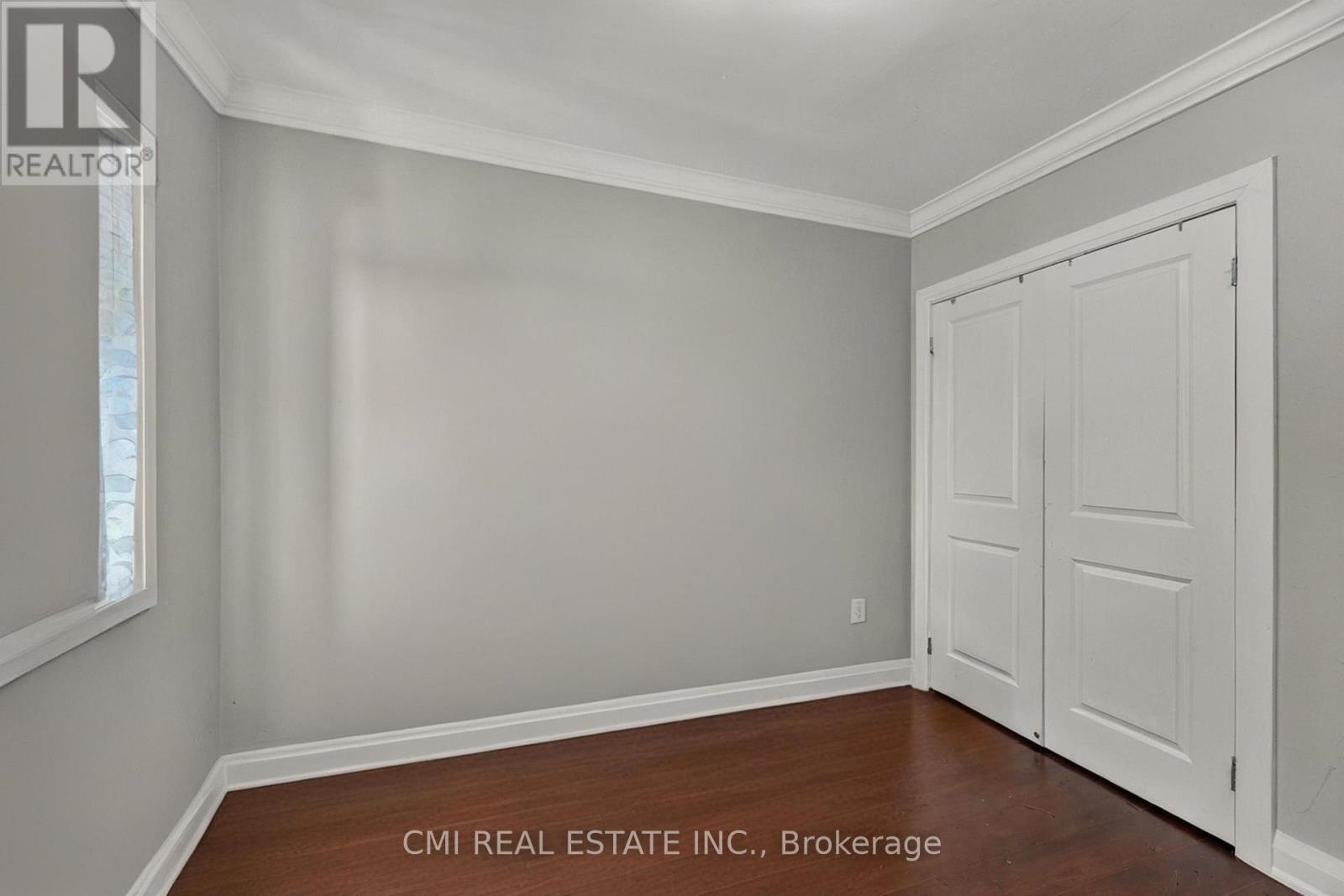 22 Jeavons Avenue, Toronto (clairlea-birchmount), Ontario