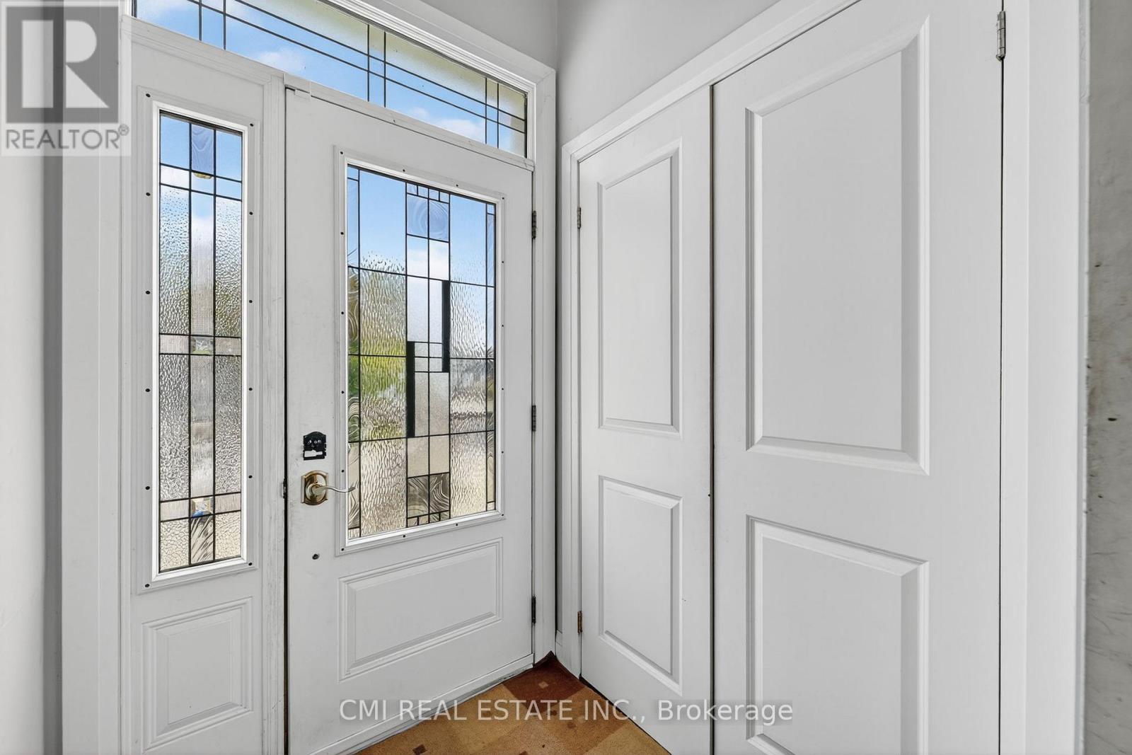 22 Jeavons Avenue, Toronto (clairlea-birchmount), Ontario