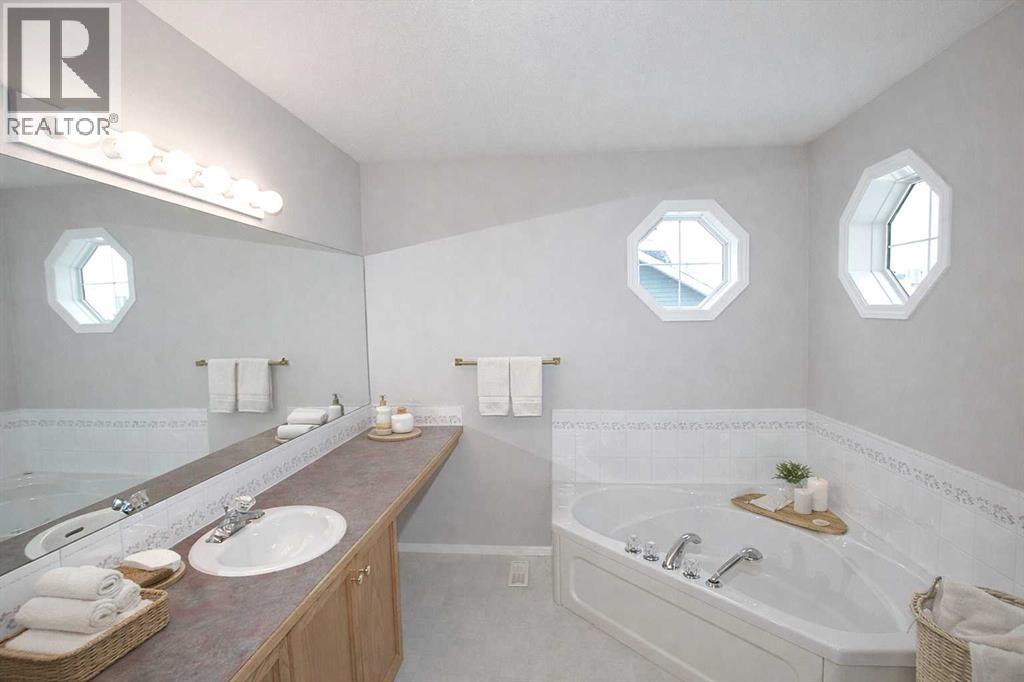 1507, 5220 50a Avenue, Sylvan Lake, Alberta