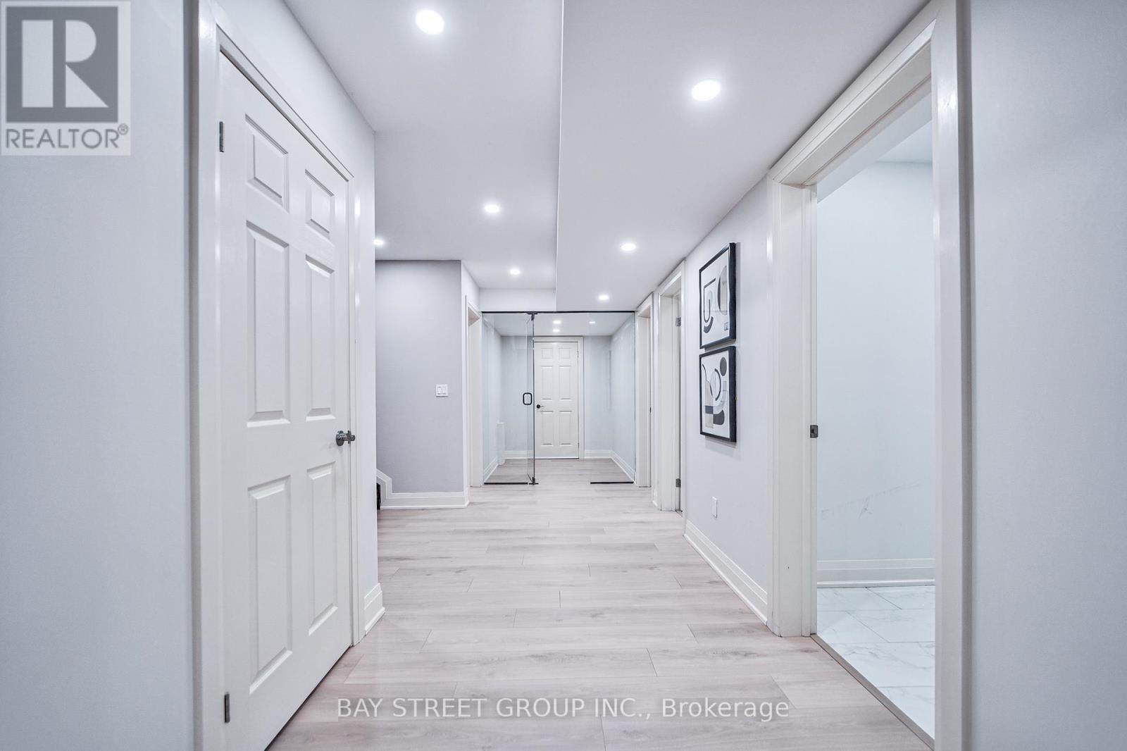 80 Churchill Avenue, Toronto (willowdale West), Ontario