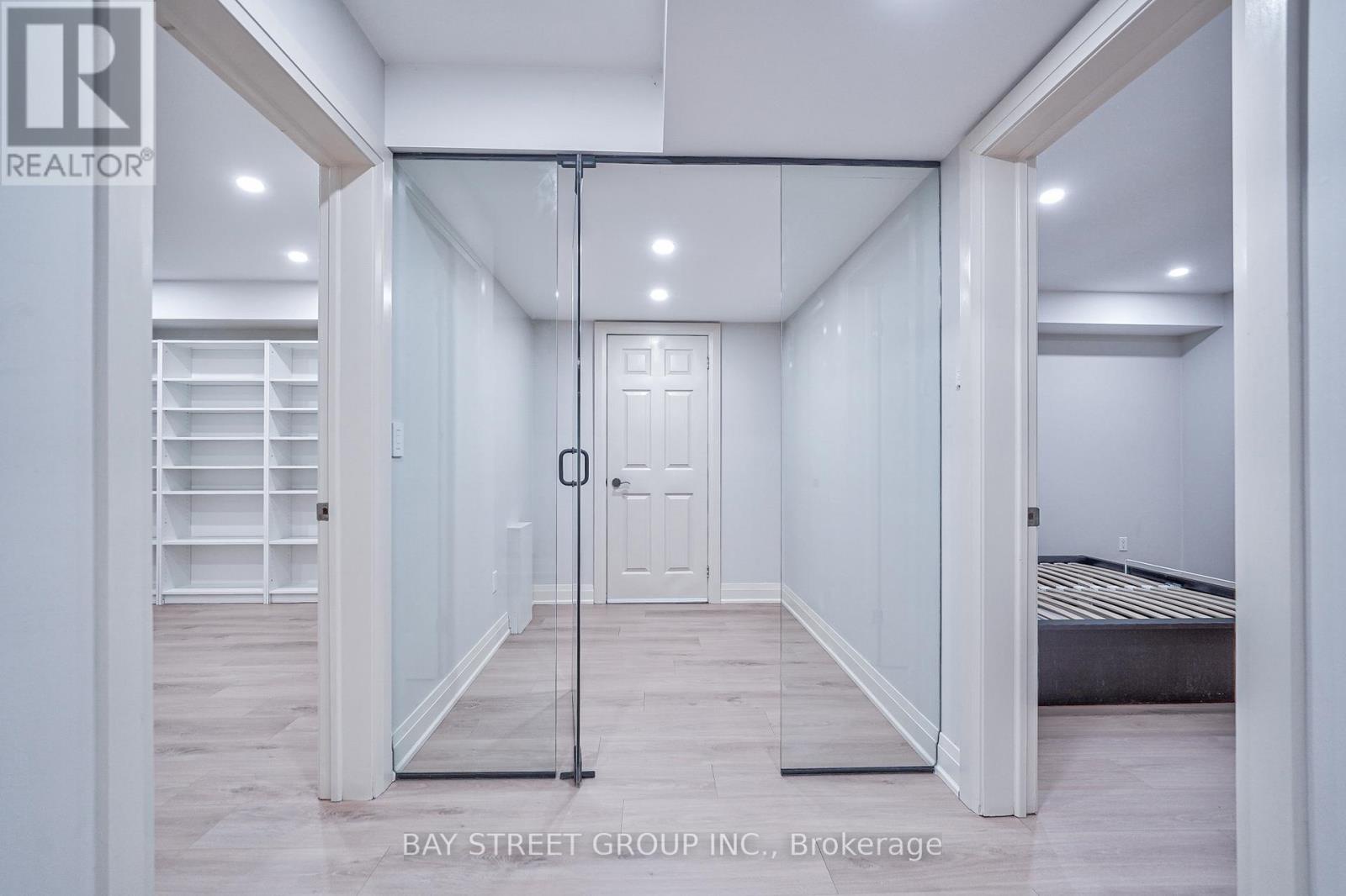 80 Churchill Avenue, Toronto (willowdale West), Ontario