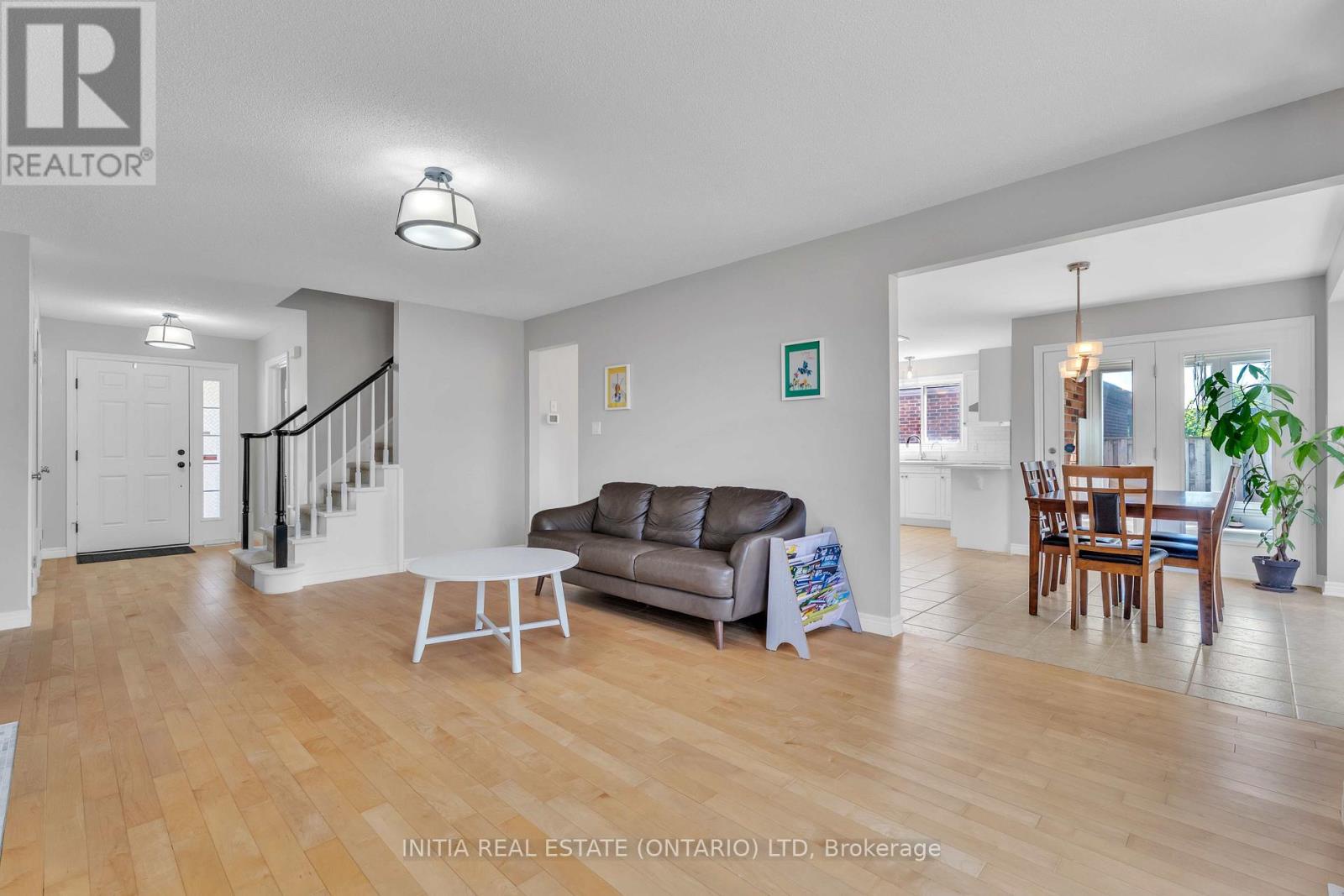 2021 Lumb Court, London North (north R), Ontario