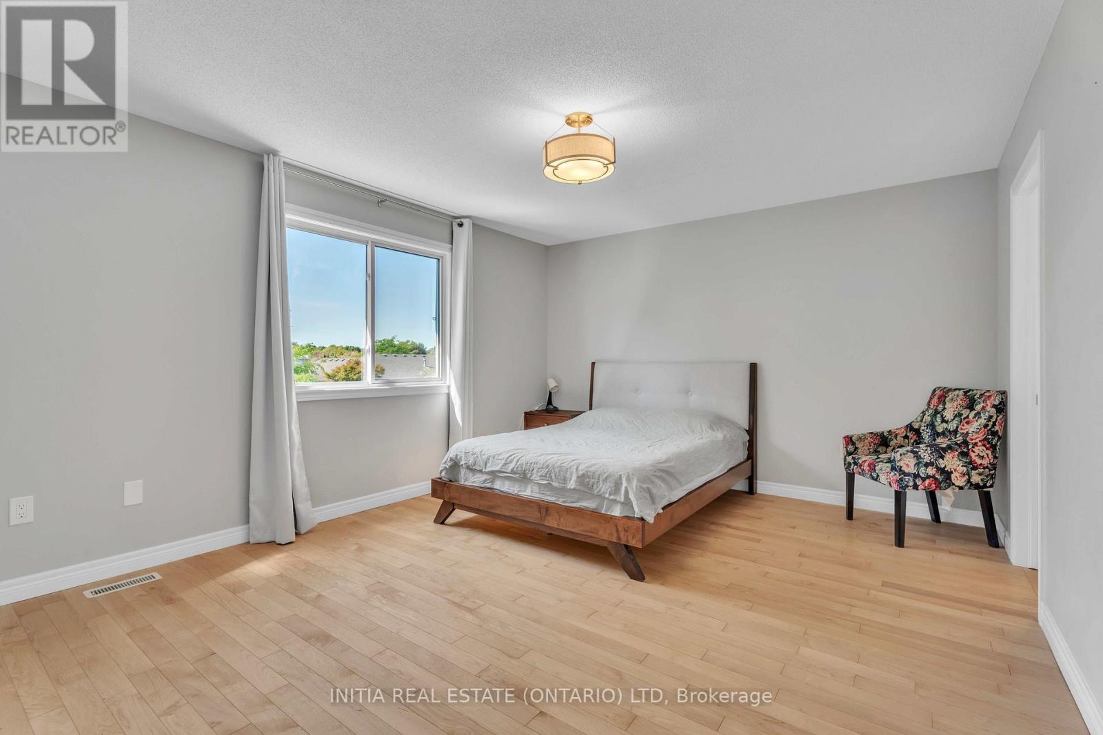 2021 Lumb Court, London North (north R), Ontario