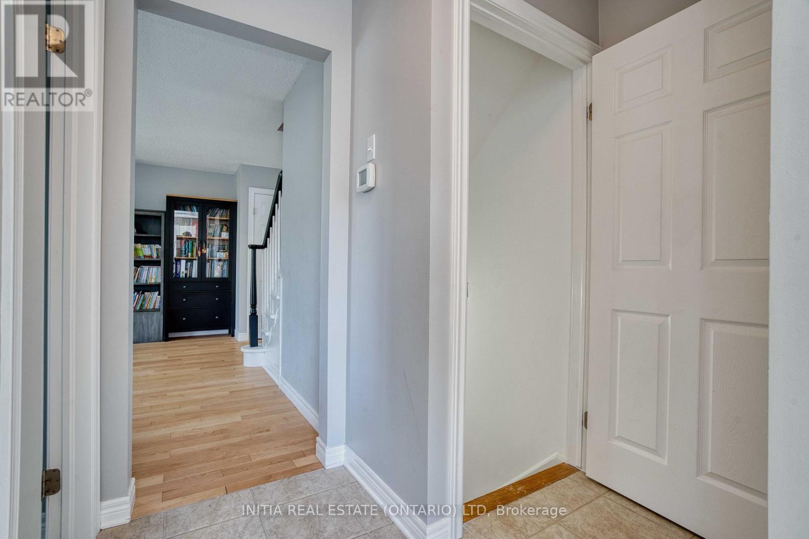 2021 Lumb Court, London North (north R), Ontario