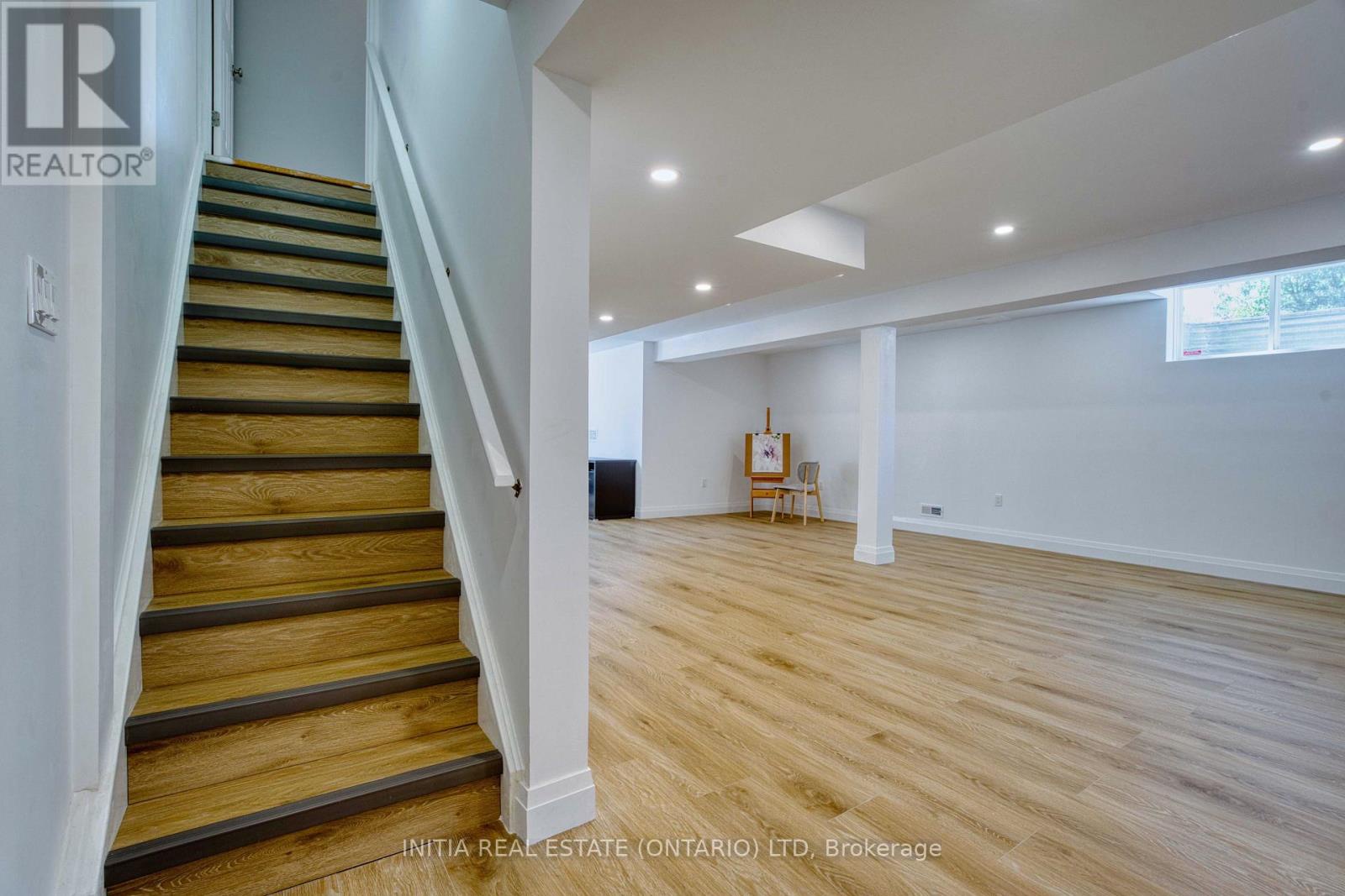 2021 Lumb Court, London North (north R), Ontario