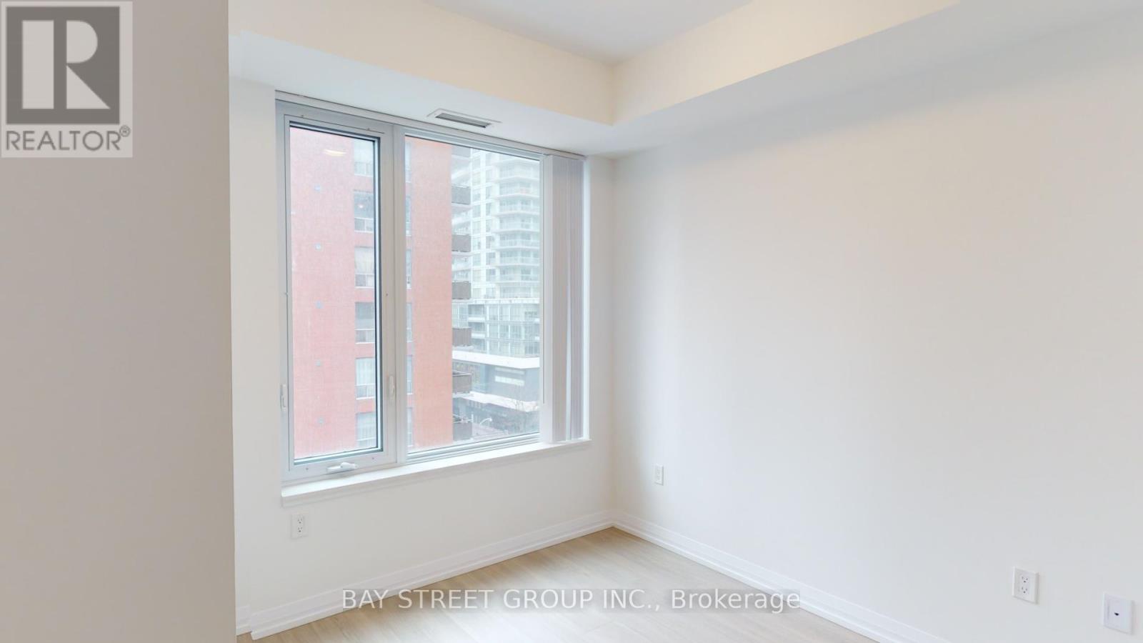 817 - 50 Dunfield Avenue, Toronto (mount Pleasant West), Ontario