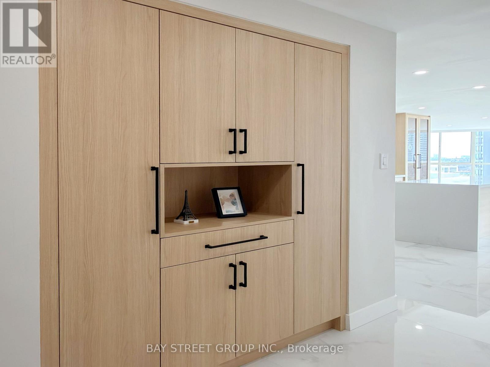 801 - 85 Skymark Drive, Toronto (hillcrest Village), Ontario