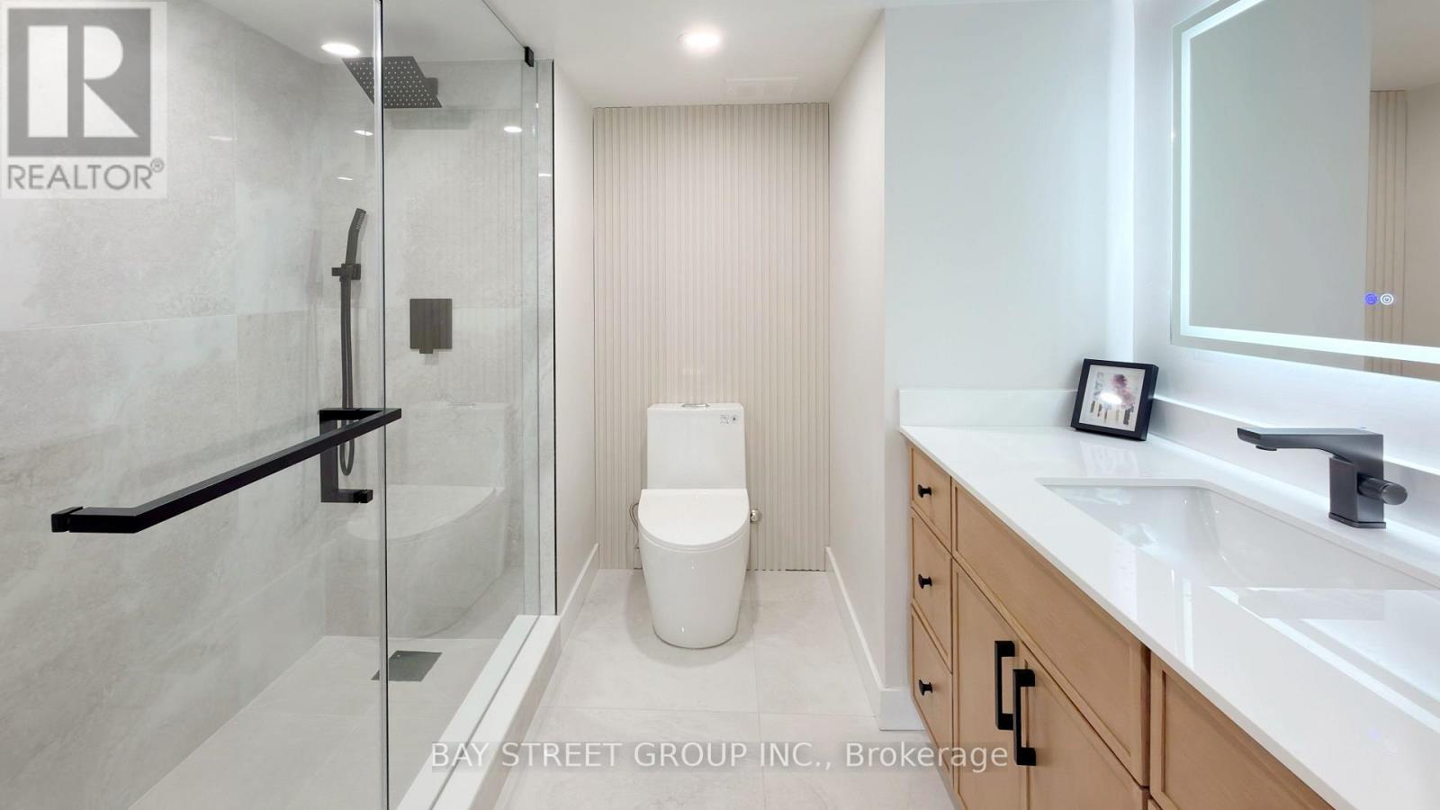 801 - 85 Skymark Drive, Toronto (hillcrest Village), Ontario