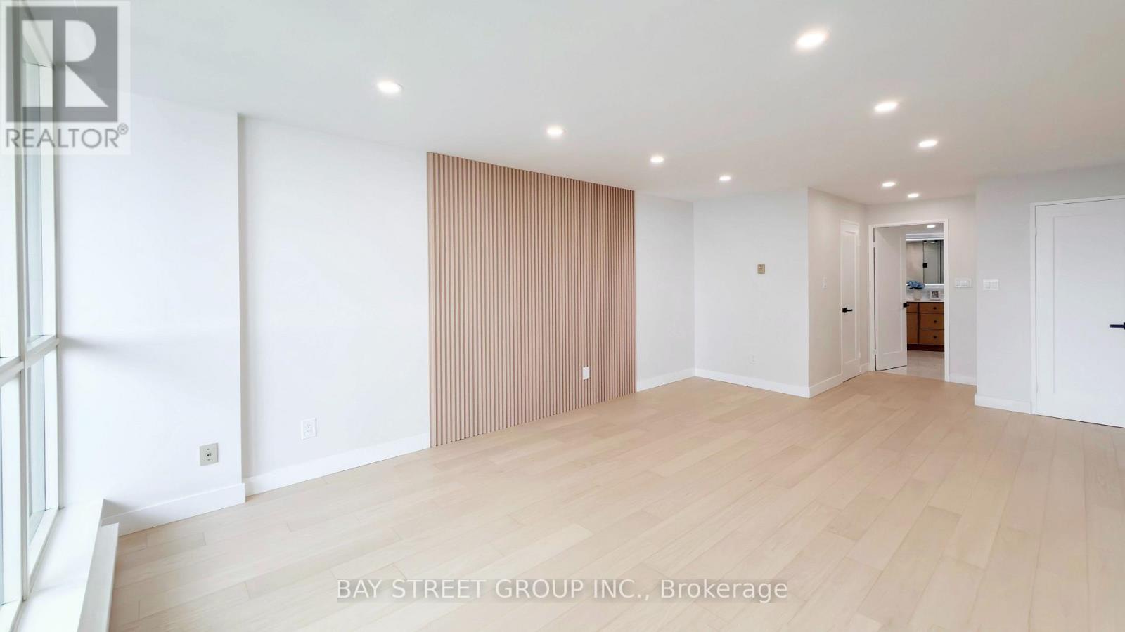 801 - 85 Skymark Drive, Toronto (hillcrest Village), Ontario