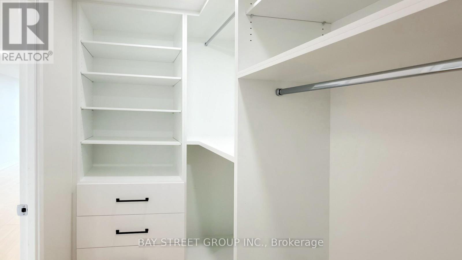 801 - 85 Skymark Drive, Toronto (hillcrest Village), Ontario