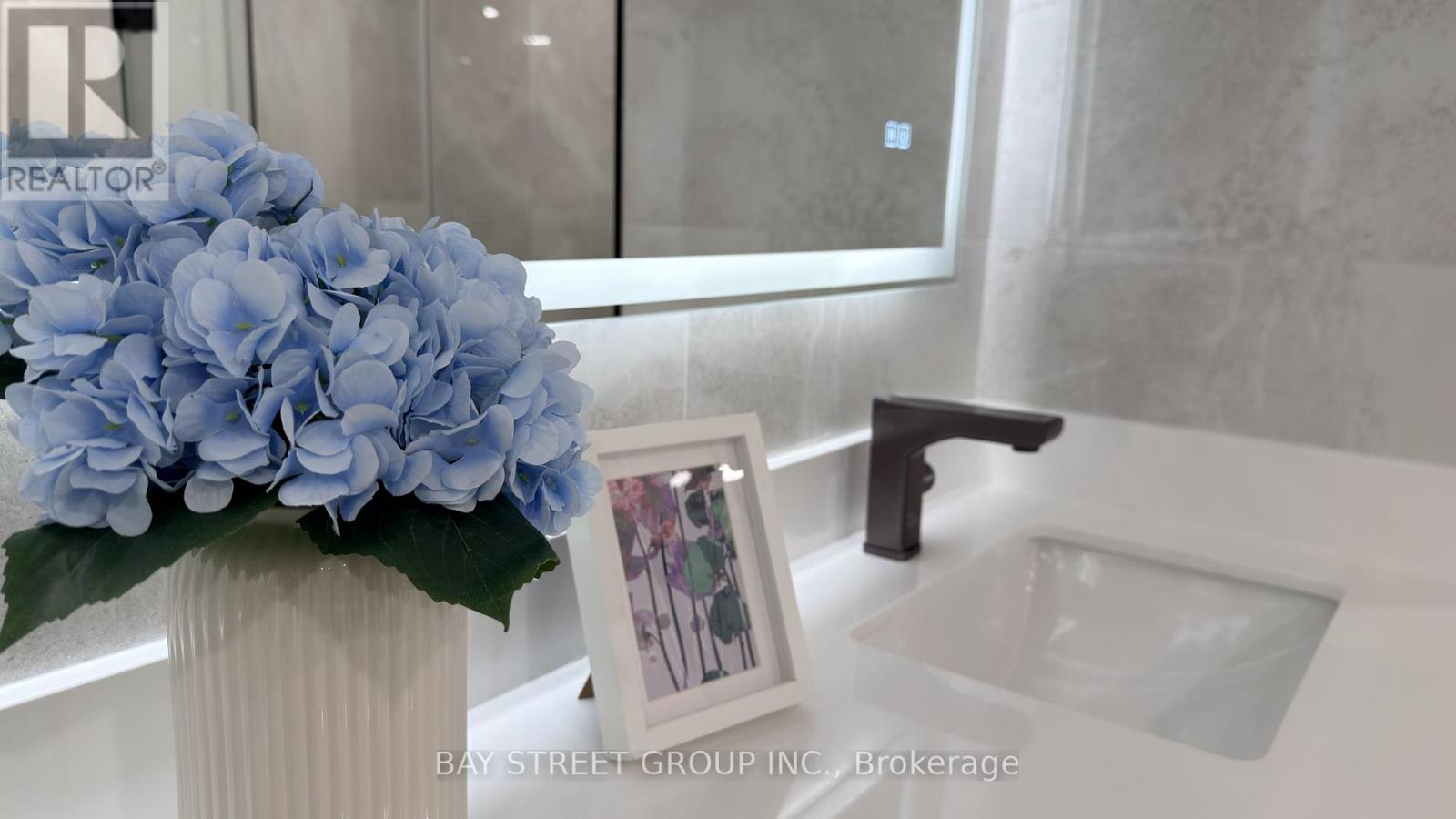 801 - 85 Skymark Drive, Toronto (hillcrest Village), Ontario