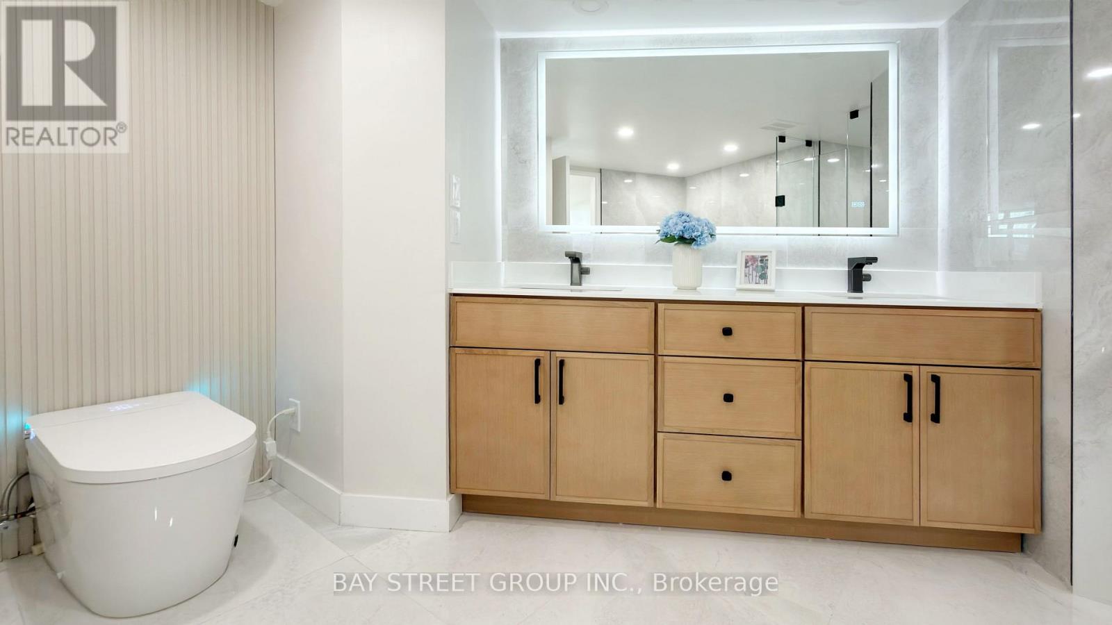 801 - 85 Skymark Drive, Toronto (hillcrest Village), Ontario