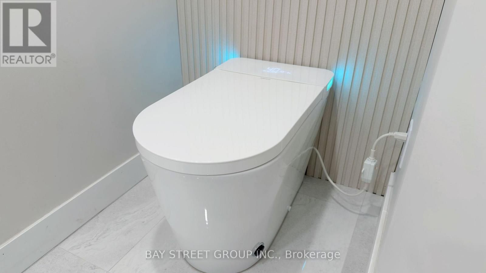 801 - 85 Skymark Drive, Toronto (hillcrest Village), Ontario