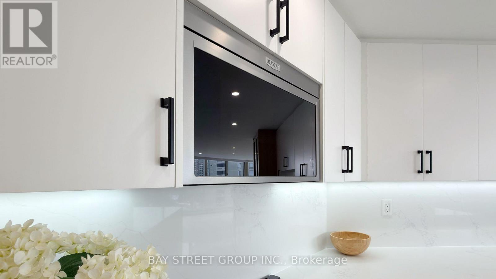 801 - 85 Skymark Drive, Toronto (hillcrest Village), Ontario