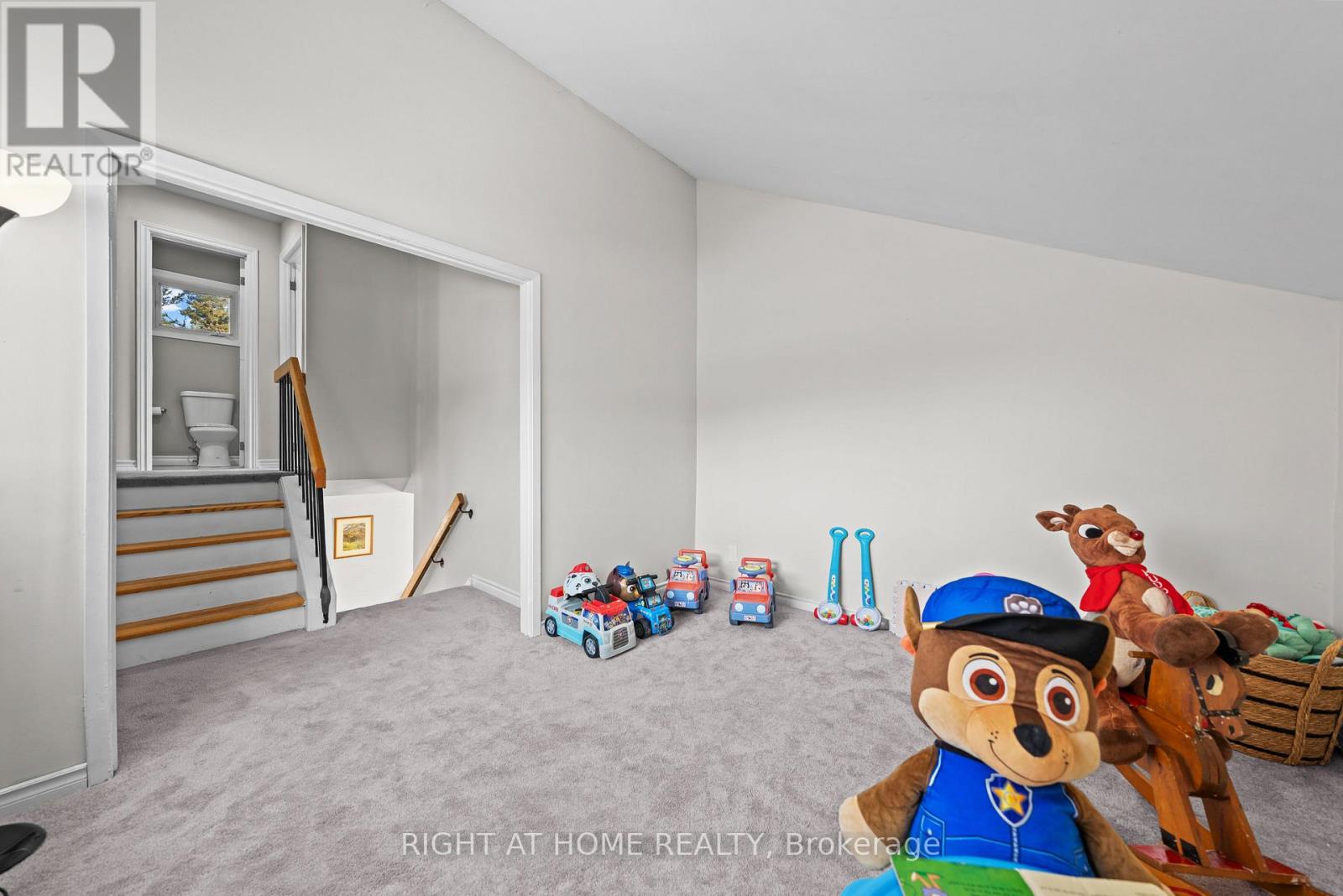 7027 Estoril Road, Mississauga (meadowvale), Ontario