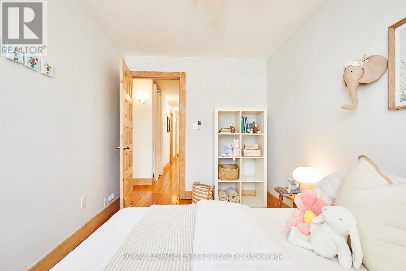 146 Ashdale Avenue, Toronto (greenwood-coxwell), Ontario