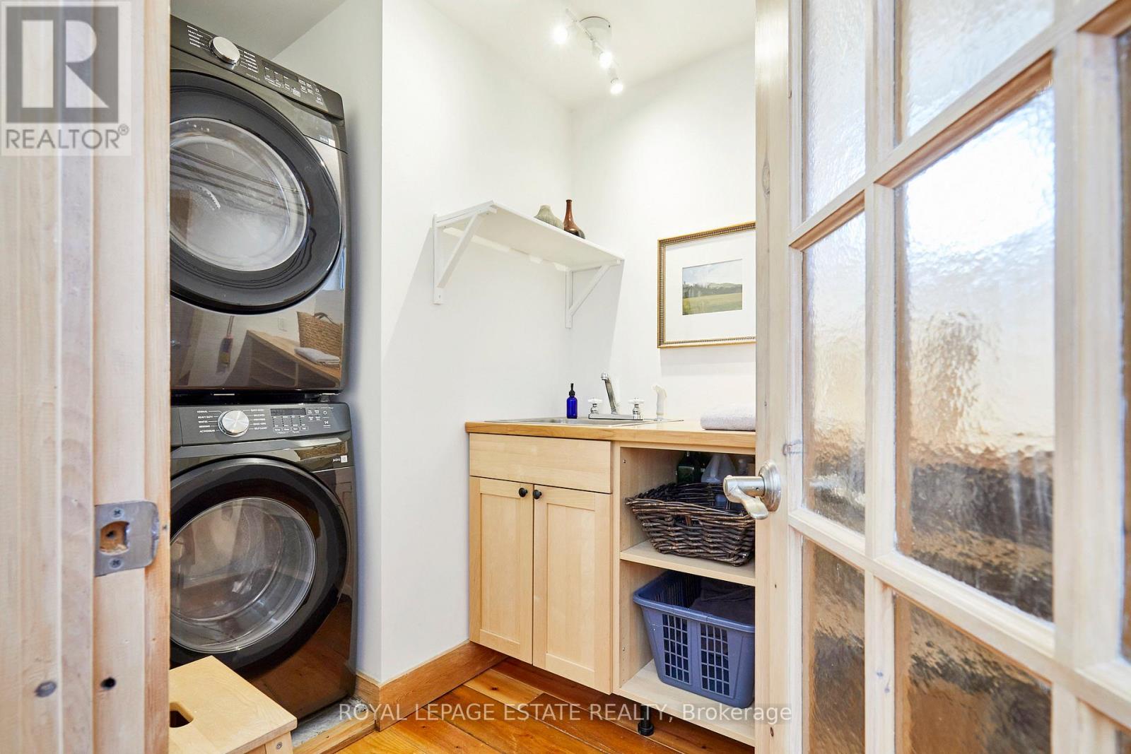 146 Ashdale Avenue, Toronto (greenwood-coxwell), Ontario