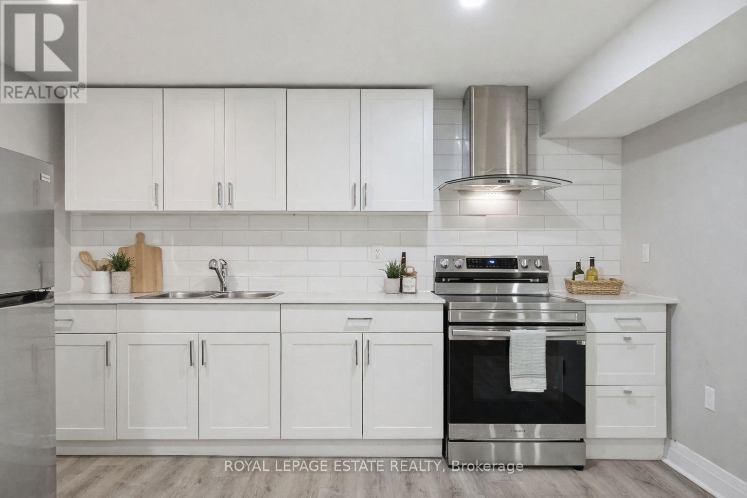 253 Michael Boulevard, Whitby (lynde Creek), Ontario