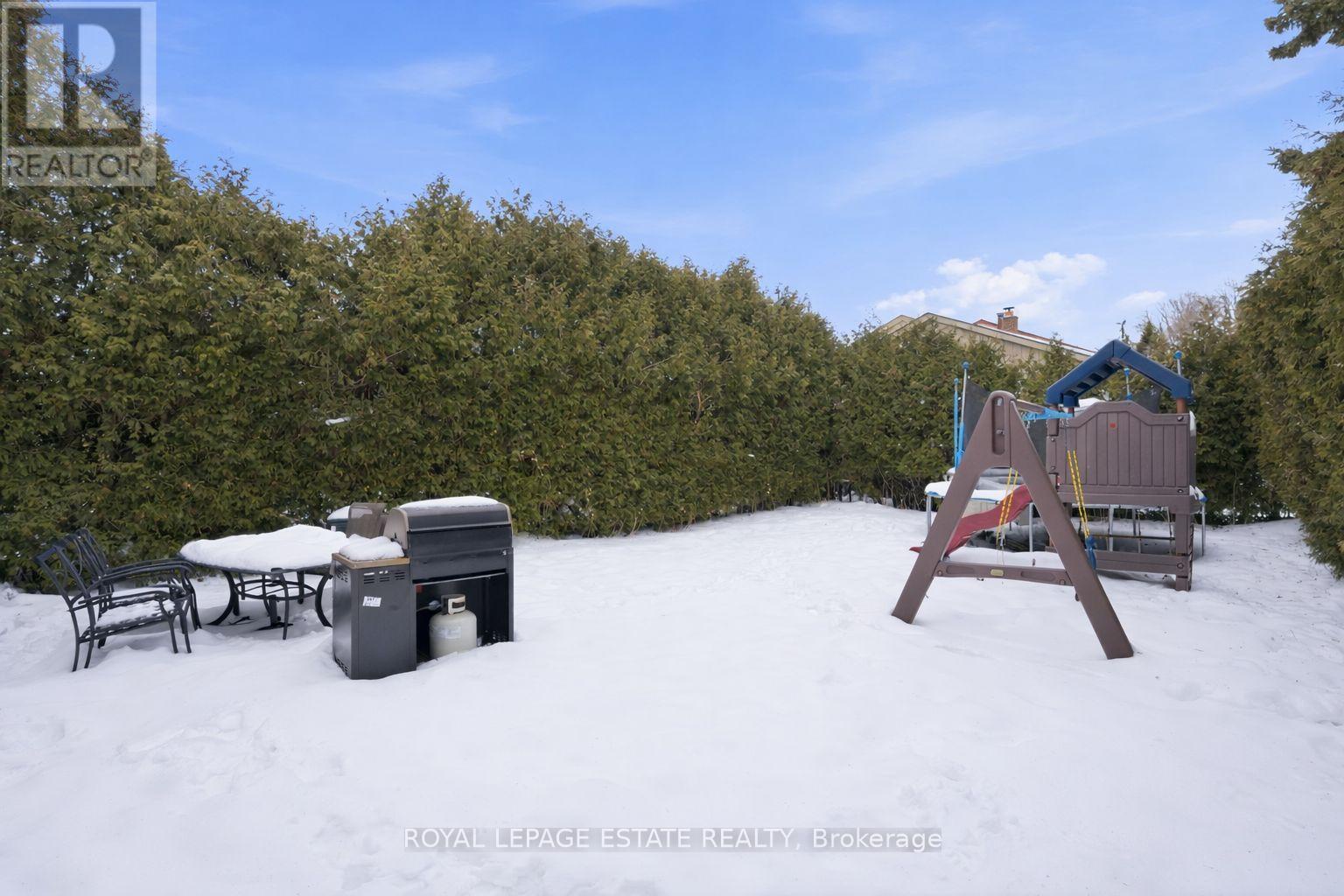 253 Michael Boulevard, Whitby (lynde Creek), Ontario