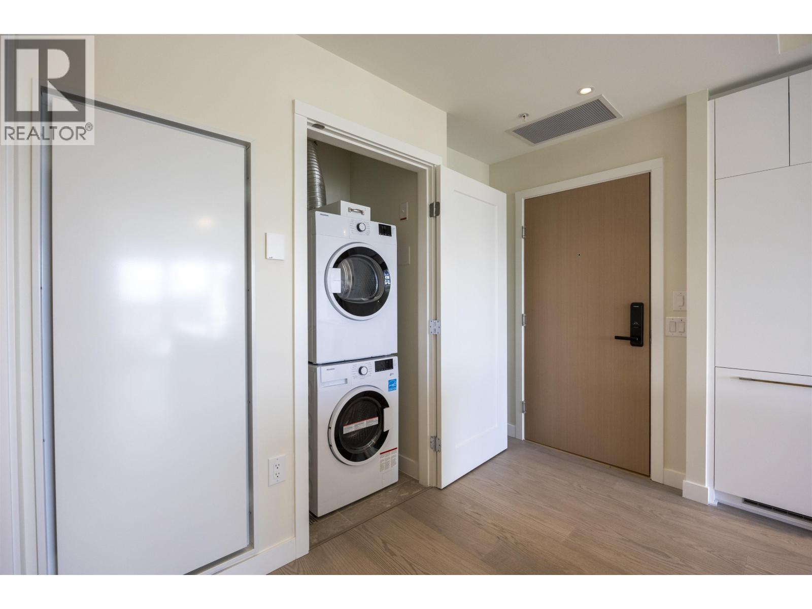 814 6138 Birney Avenue, Vancouver, British Columbia