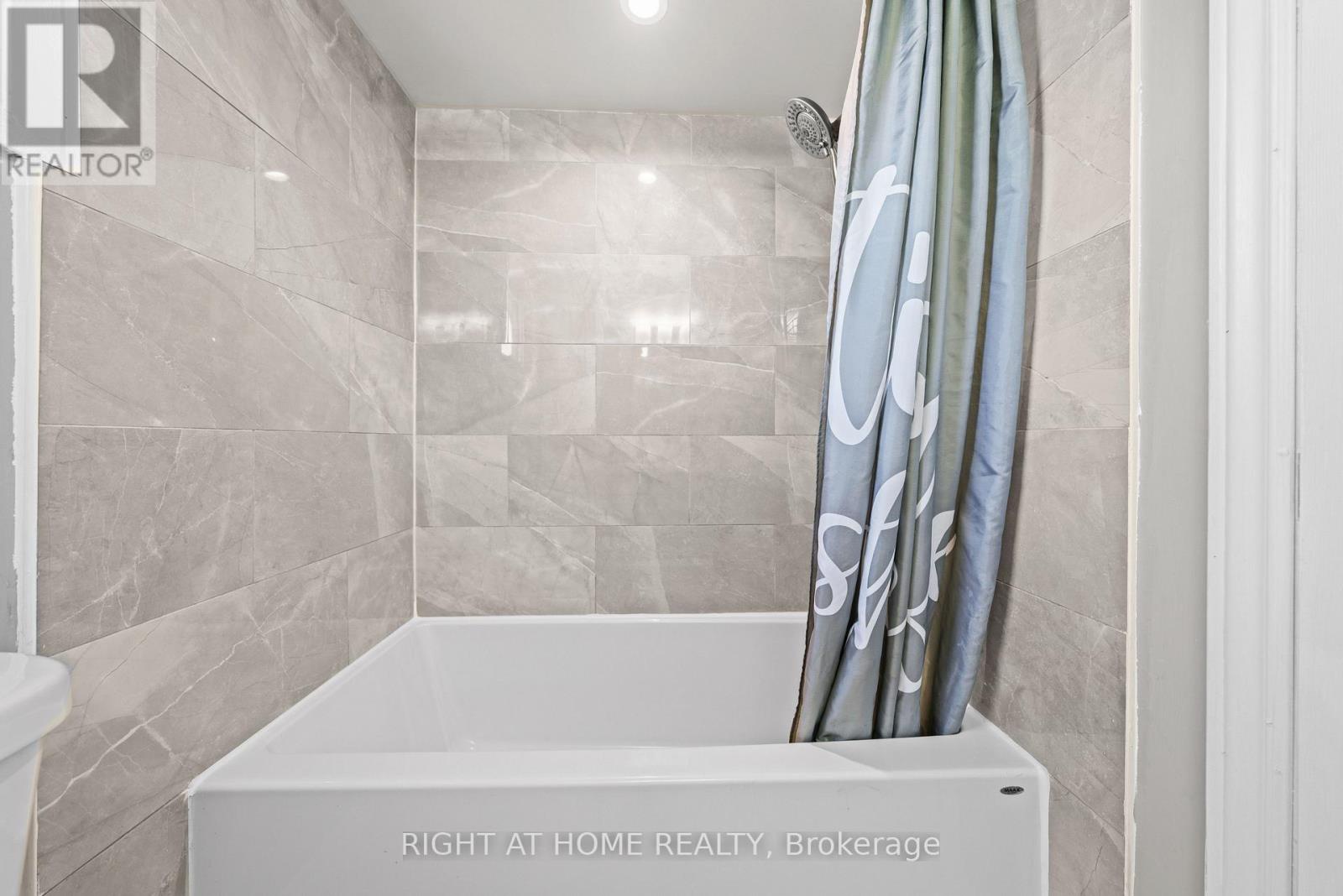 7027 Estoril Road, Mississauga (meadowvale), Ontario