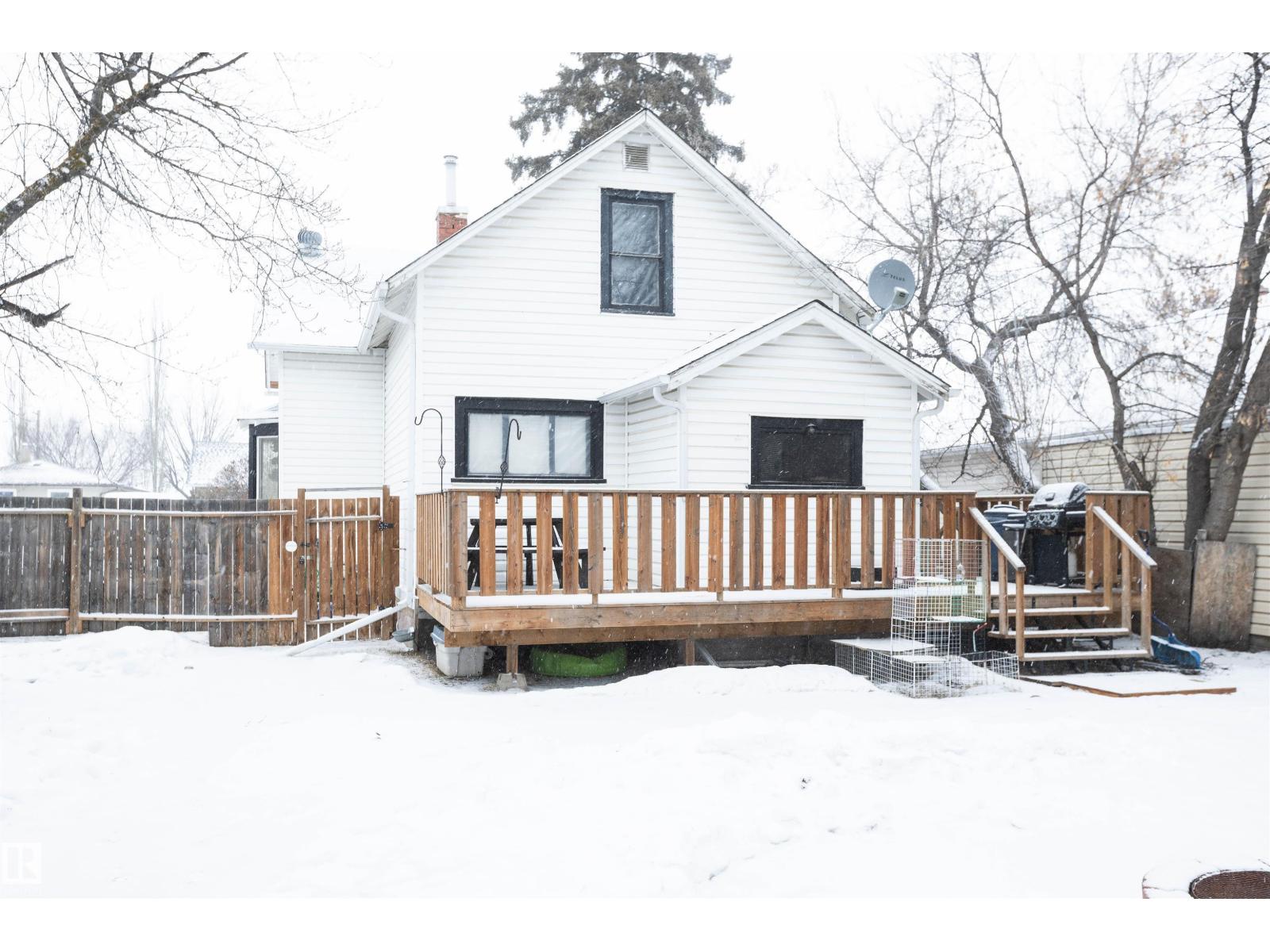 9819 106 St, Westlock, Alberta