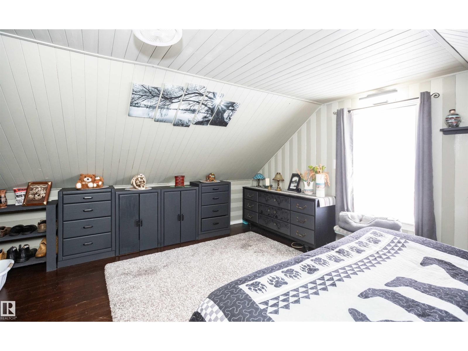 9819 106 St, Westlock, Alberta