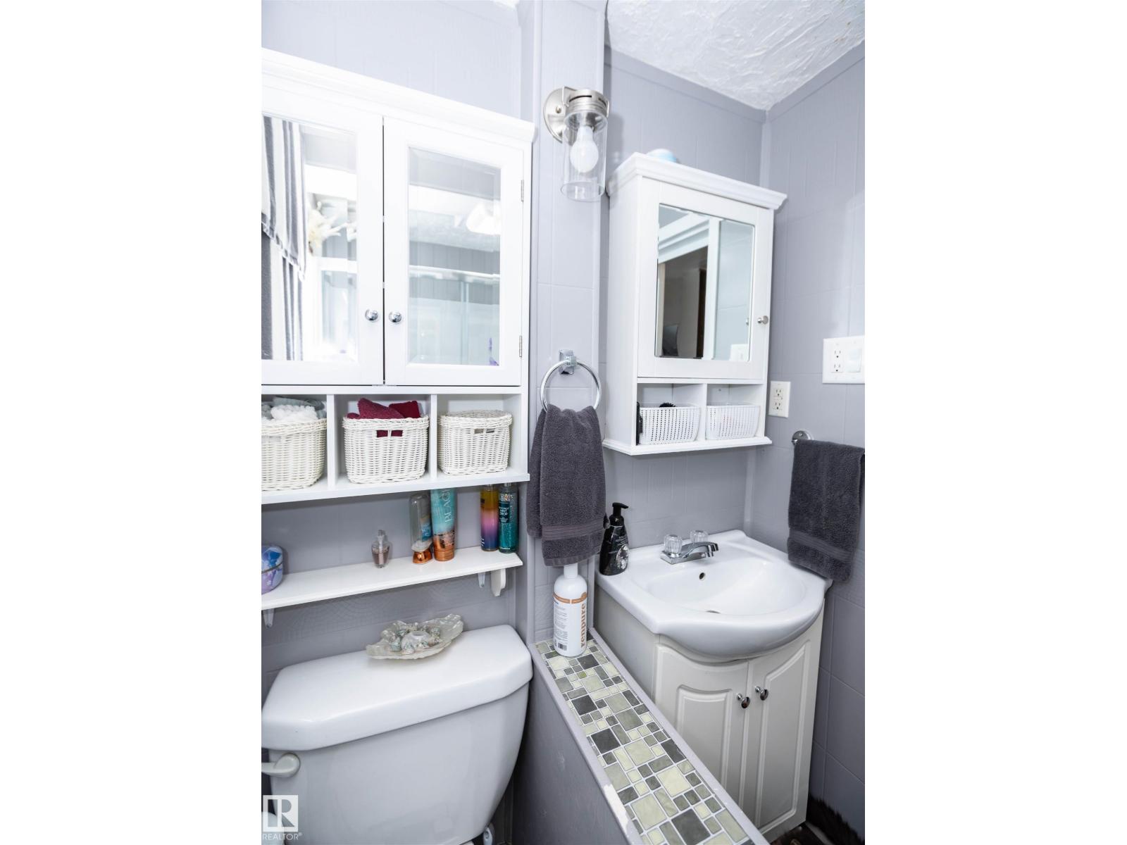 9819 106 St, Westlock, Alberta