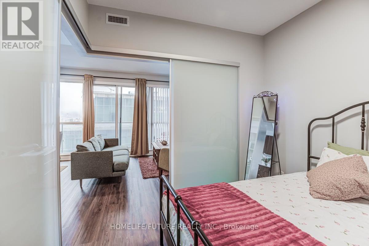 1605 - 150 East Liberty Street, Toronto (niagara), Ontario