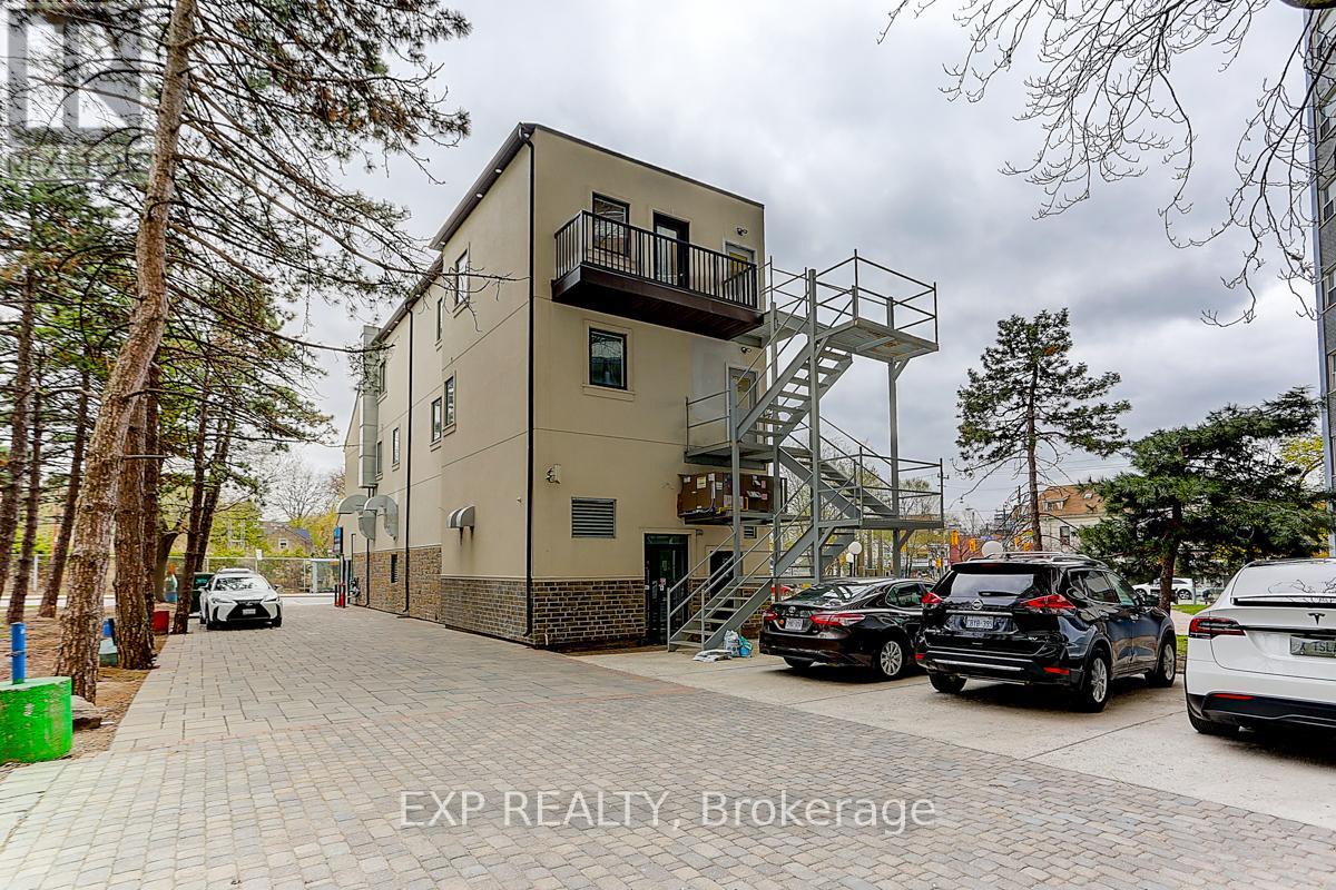 600 Parliament Street, Toronto (north St. James Town), Ontario