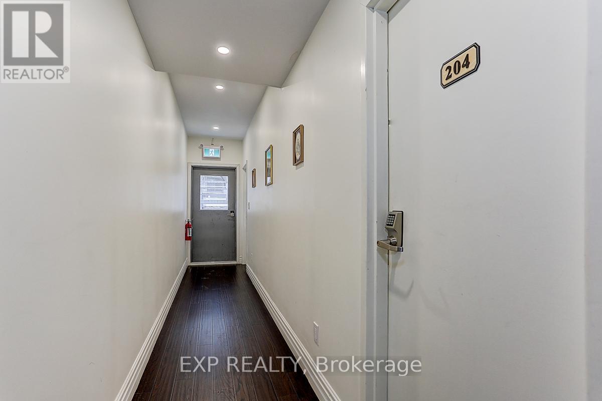 600 Parliament Street, Toronto (north St. James Town), Ontario