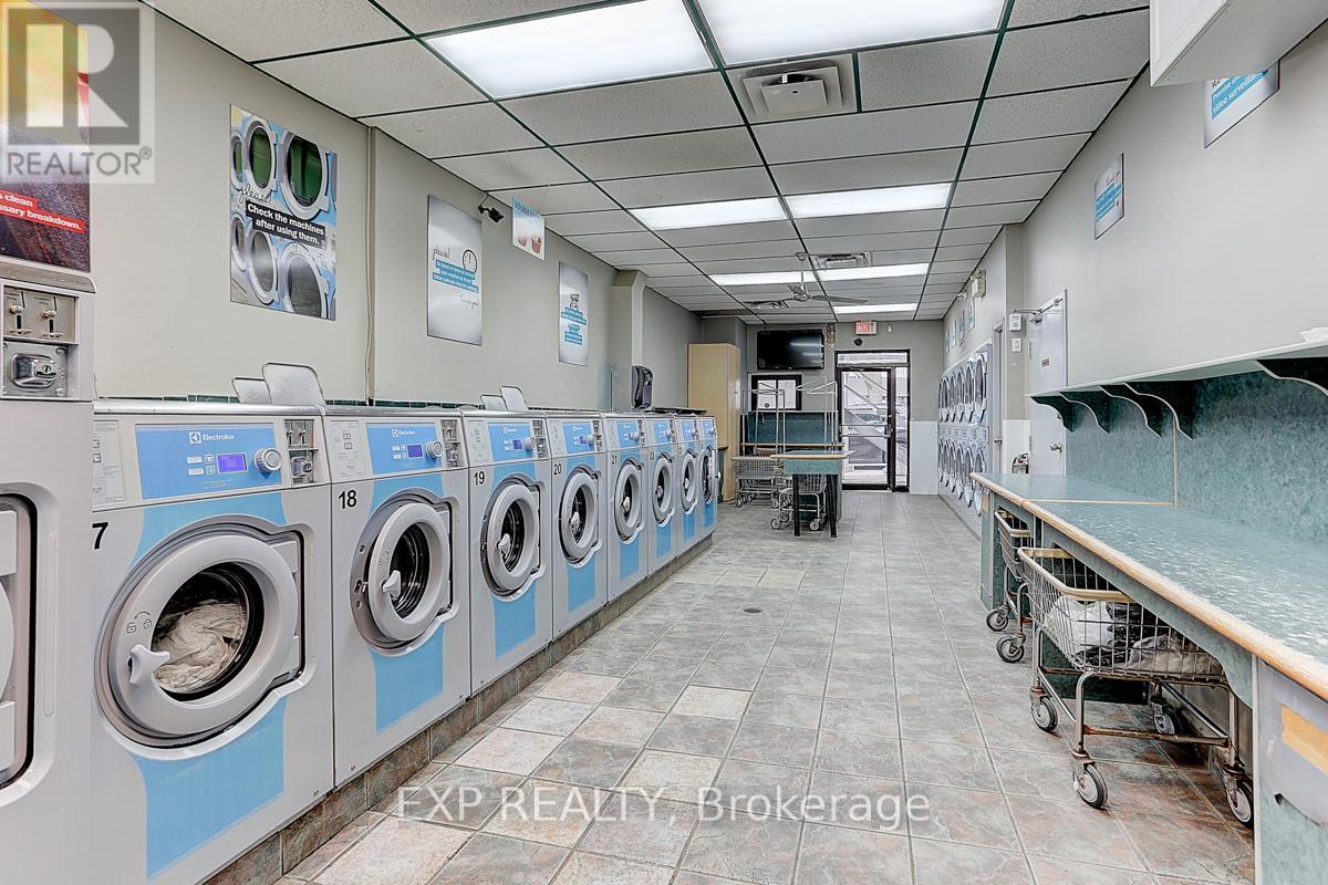 600 Parliament Street, Toronto (north St. James Town), Ontario