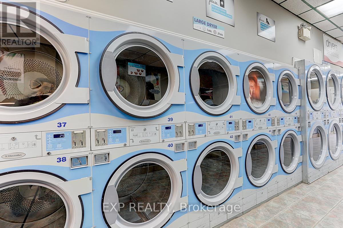 600 Parliament Street, Toronto (north St. James Town), Ontario