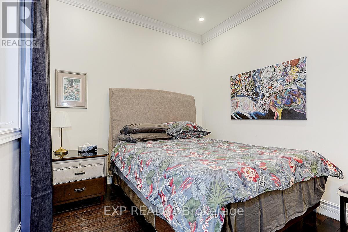 600 Parliament Street, Toronto (north St. James Town), Ontario