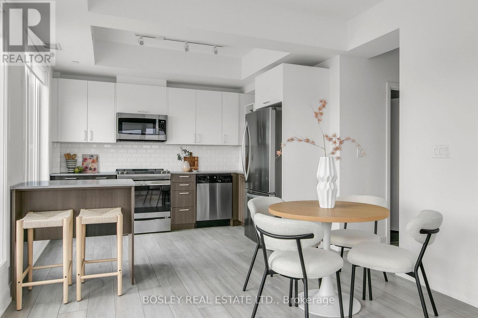 502 - 385 Osler Street, Toronto (weston-pellam Park), Ontario