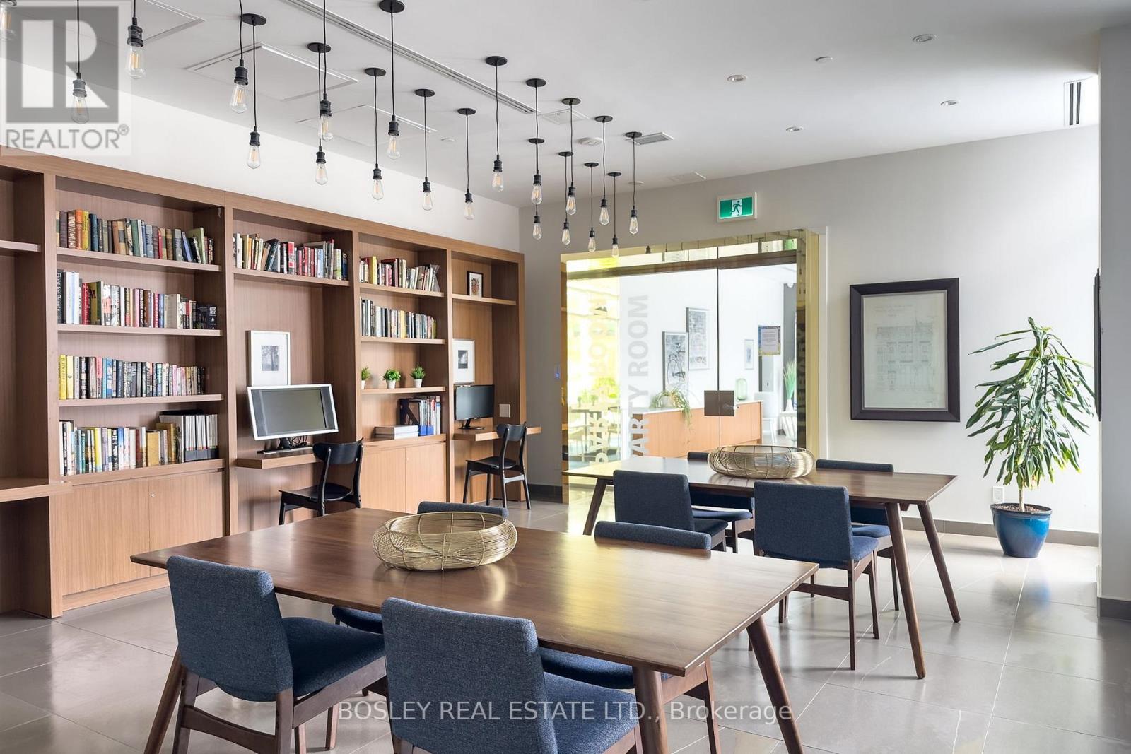 502 - 385 Osler Street, Toronto (weston-pellam Park), Ontario