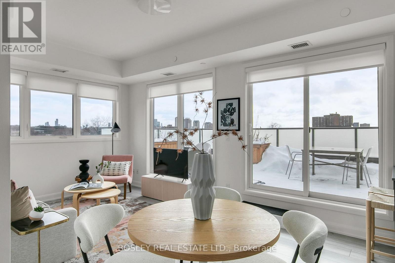 502 - 385 Osler Street, Toronto (weston-pellam Park), Ontario