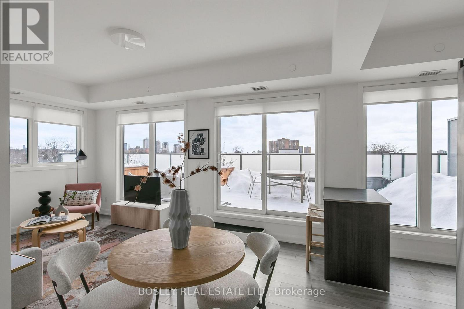 502 - 385 Osler Street, Toronto (weston-pellam Park), Ontario