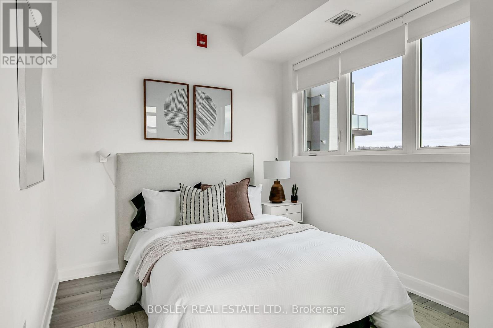 502 - 385 Osler Street, Toronto (weston-pellam Park), Ontario