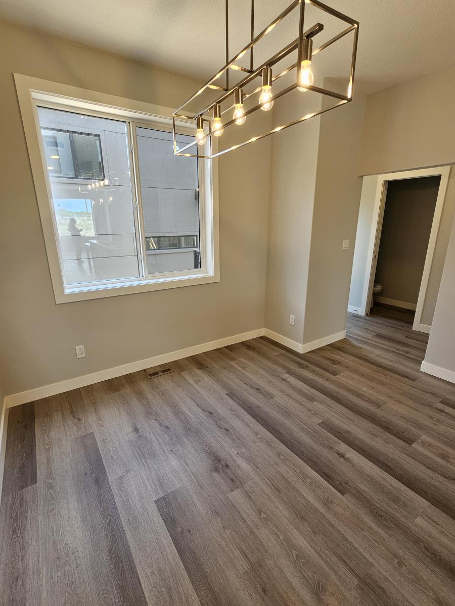 8069-8073 Cedric Mah Rd, Edmonton, Alberta